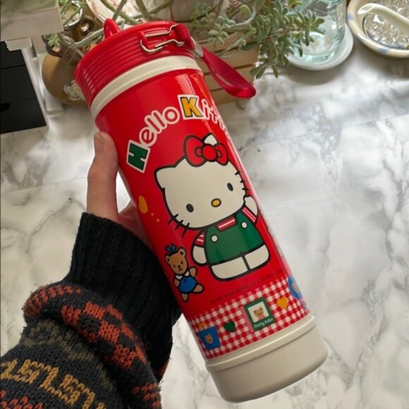 Other - Vintage SANRIO Hello Kitty 1995 large plastic bottle container